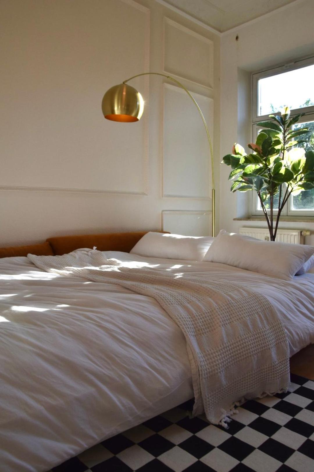 Charmanter Altbau In Schleussig Mit Balkon Leipzig Eksteriør billede